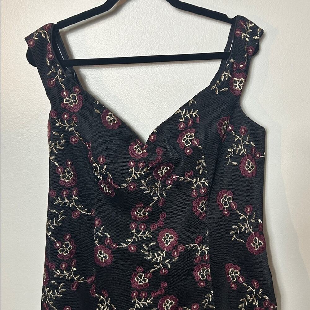 NWT City Chic embroidered off the shoulder Decadence mermaid dress - Picture 5 of 16